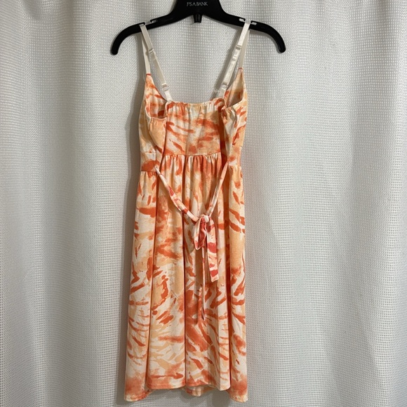 NWOT Women’s Jamie & Layla Orange and Cream Women's Dress. Size S - Picture 2 of 5